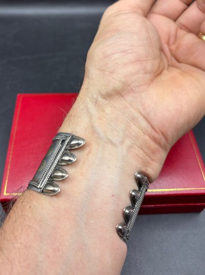 ARMBAND 