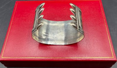 ARMBAND 