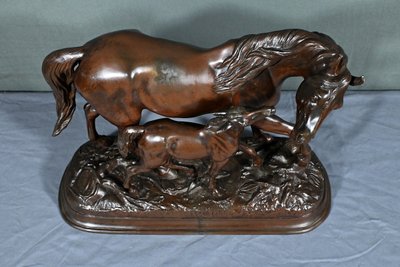 Cavallo e puledro in Spelter, firmato E.Loiseau – Inizio XX secolo