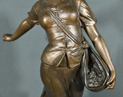 Sculpture en Régule Titrée « Semeuse », signée A. de Ranieri – Milieu XXe