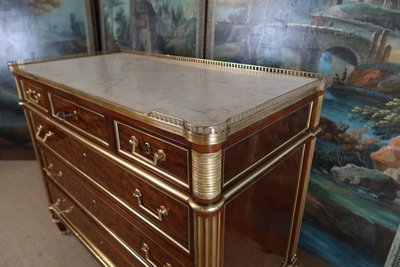 Commode Louis XVI époque XVIIIème siècle.