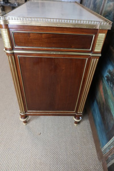 Commode Louis XVI époque XVIIIème siècle.