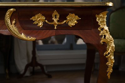 Bureau Plat d'Antoine Robert Gaudreaus