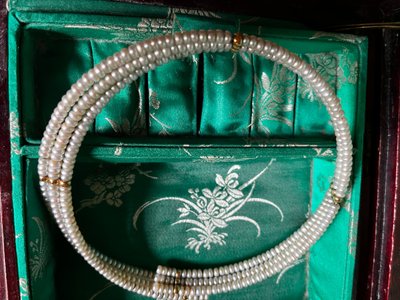 Collana di perle a 3 fili