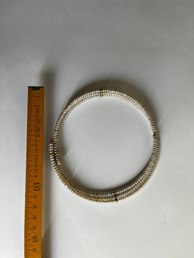 Collana di perle a 3 fili