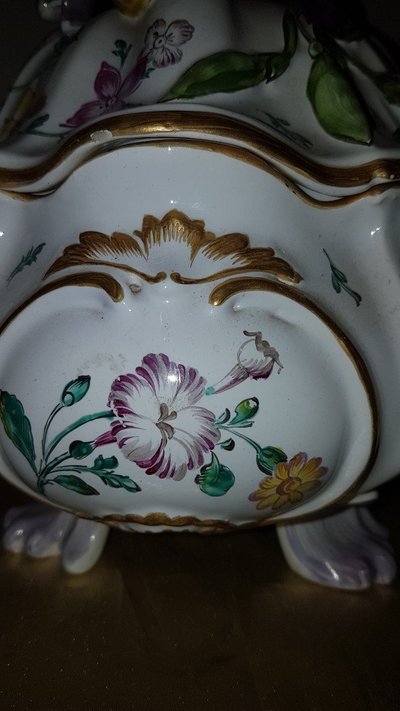 Pot à Oille En Faïence Polychrome Early 20th century
