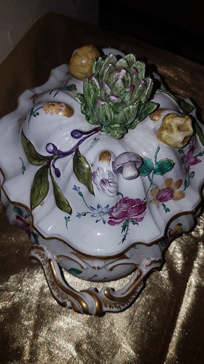 Pot à Oille En Faïence Polychrome Early 20th century