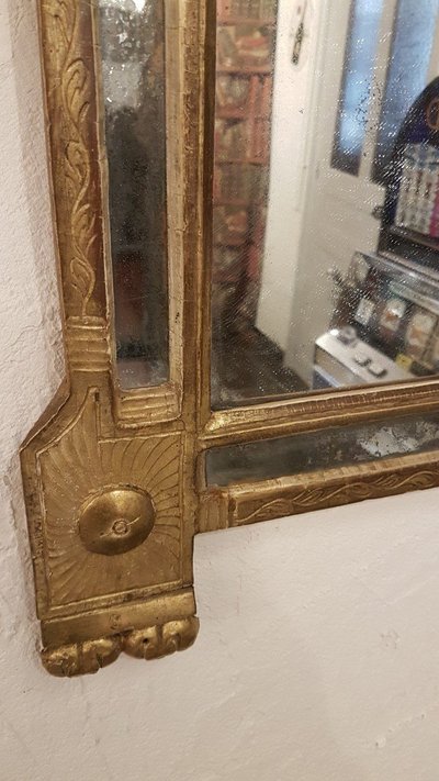 Gilded wood mirror with glazing beads - 18th century