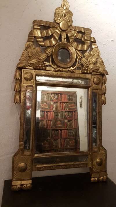 Gilded wood mirror with glazing beads - 18th century