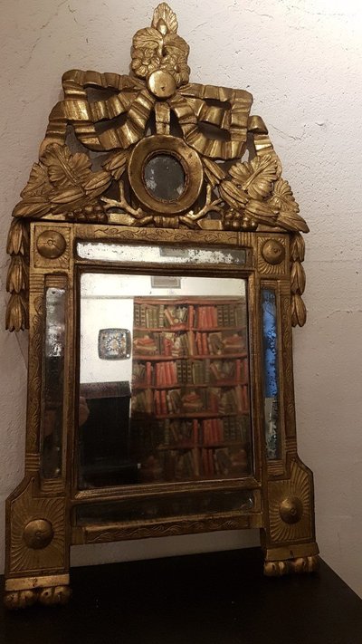 Gilded wood mirror with glazing beads - 18th century