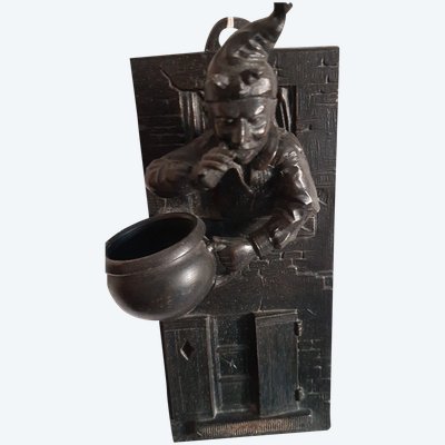 Pyrogène Mural Humoristique En Régule Patine Bronze - Début 20ème