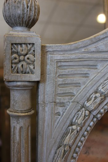 Miroir sur pied type psyché style Louis XVI, patine, glace mercure  63 x 93 cm