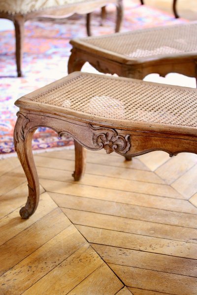 Pair De Banquettes Cannées