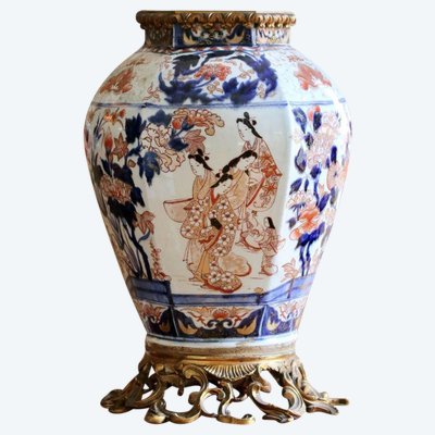 Large Imari Porcelain Vase