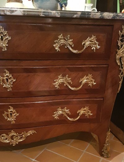 Intarsien-Kommode Im Stil von Louis XV Anfang 19.