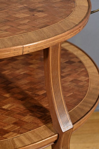 Table à Thé en Acajou – Fin XIXe