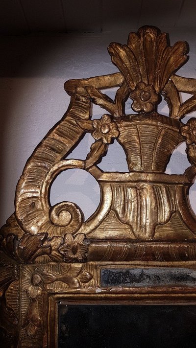 Specchio in legno dorato con perle di vetro - Luigi XV - XVIII secolo