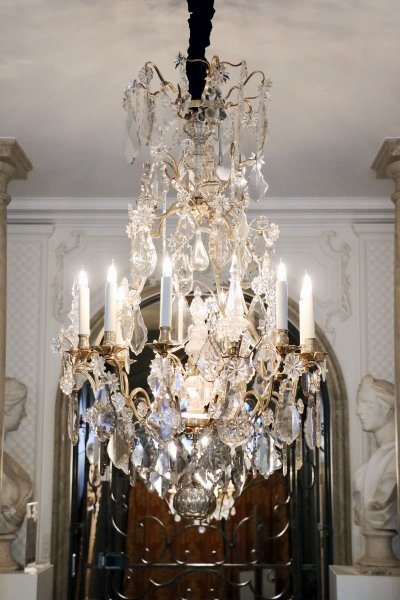 Lustre Cage à Neuf Bras De Lumières