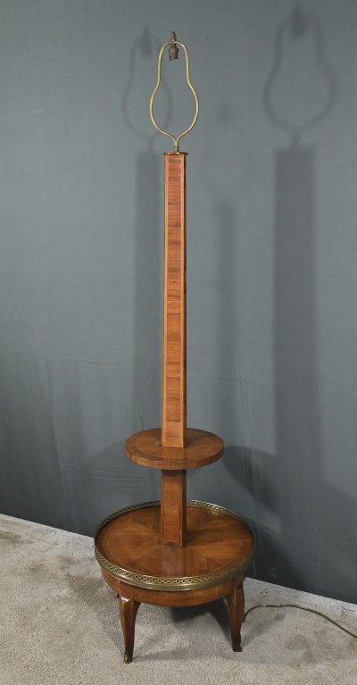 Important Lampadaire en Marqueterie, style Transition Louis XV Louis XVI – 1re partie XXe