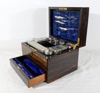  Snake wood toilet box signed " John Bagshaw & Sons ", England - 2nd part XIXth century