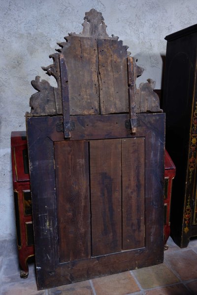 Grande specchio Regency con perline di vetro a forma di uccello