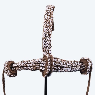 Dance headdress, tribal art, oceanic art, Papua New Guinea, traditional ornament, Oceania