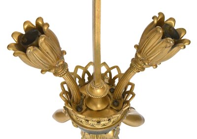 Lampada in bronzo dorato e marmo in stile impero raffigurante una cariatide