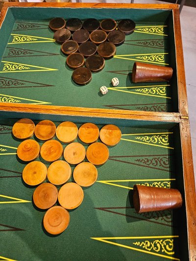 Gioco del backgammon - Fine del XIX secolo.