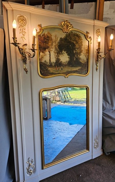 Trumeau De Boiserie - dipinto - specchio e lampadari del XIX secolo                                