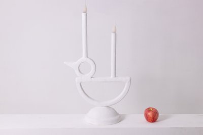 Lampada in gesso “cui-cui”. Piccola serie di opere di un artista francese. Codice articolo: LS6253611ALS6253611A