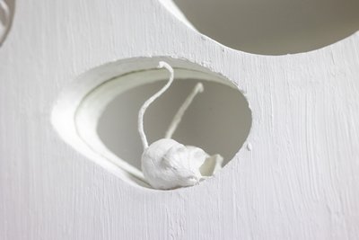 Miroir en plâtre. Travail d’artiste de petite série. LS62541609M
