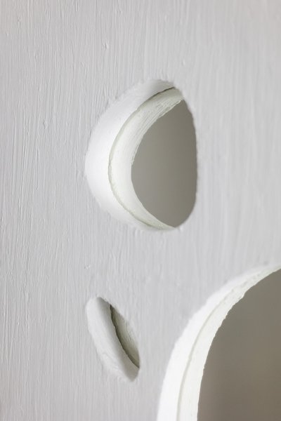 Miroir en plâtre. Travail d’artiste de petite série. LS62541609M
