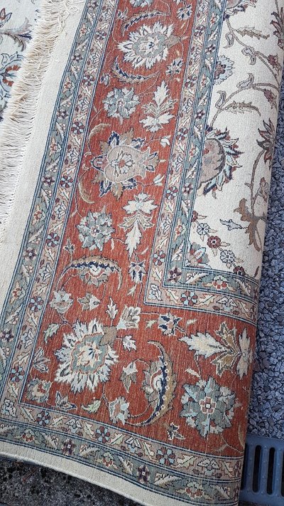 Tapis Ispahan - Iran  307cm  X 247cm  En Laine -  Milieu 20ème