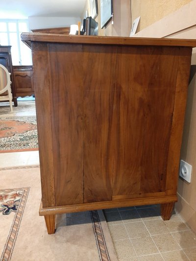 Très belle Commode Style Louis XVI en Ronce de Noyer et Merisier - Période fin XVIII ème