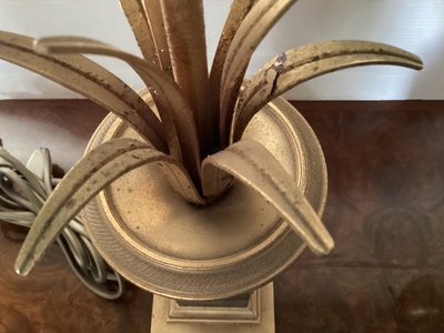 Pair of lamps with ears of corn