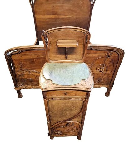 Camera da letto Art Nouveau "Ninfee e canne" della Galleria Mathieu