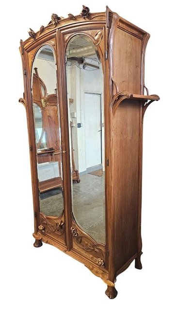 Camera da letto Art Nouveau "Ninfee e canne" della Galleria Mathieu