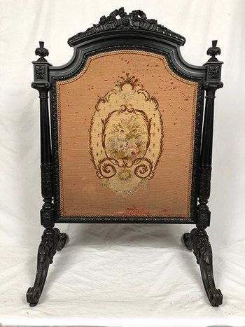 Paravento in legno annerito riccamente intagliato, Napoleone III