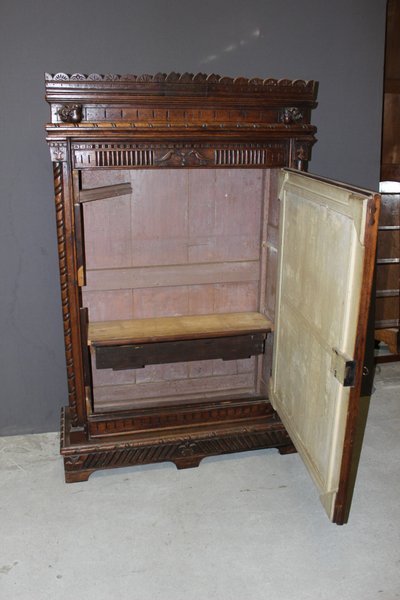 Bonnetière in rovere stile Enrico II con decoro Giovanna d'Arco, fine XIX secolo