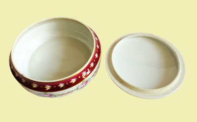 Boîte à Bijoux Bonbonnière Porcelaine Limoges  Peinte à La Main  Signée M Carpezat Roses Fleurs