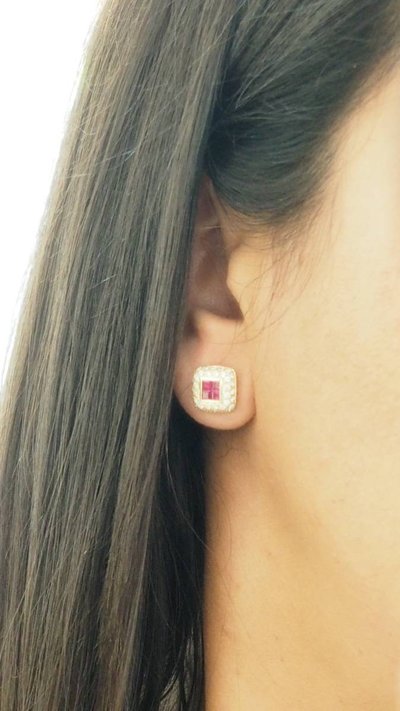 Boucles d'oreilles de luxe en or jaune, rubis et diamants