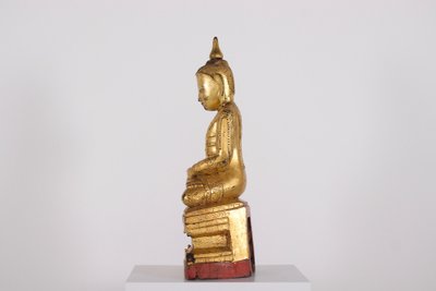 Buddha birmano Maravijaya Shan