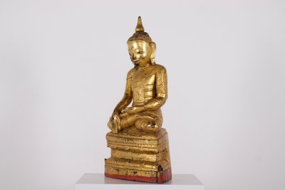 Buddha birmano Maravijaya Shan