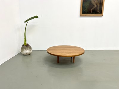 Table basse circulaire en chêne massif