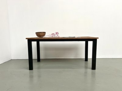Table à manger années 70 piétement métal