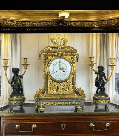 LARGE MANTEL SET BY MAISON DENIERE 1820 / 1901 IN THE LOUIS XVI STYLE