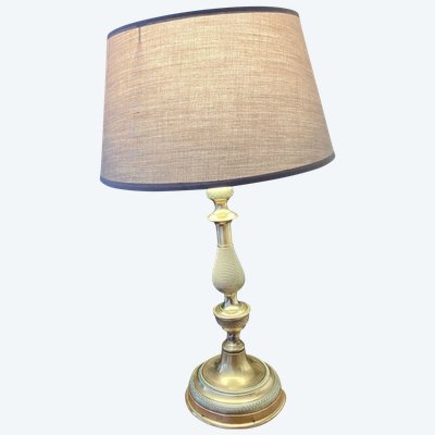 Large Restauration-period gilt bronze lamp circa 1820/1830