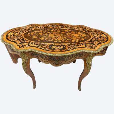 TABLE DE MILIEU VIOLONNEE NAPOLEON III EN MARQUETERIE