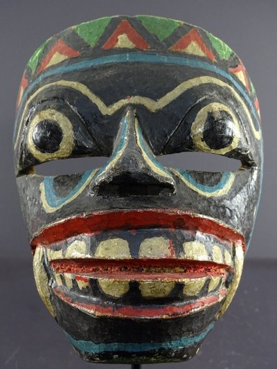 Indonesia, Java Island, Râmâyana Theater, Polychrome Wooden Raksasa Mask.
