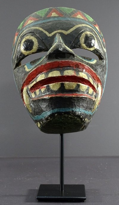 Indonesia, Java Island, Râmâyana Theater, Polychrome Wooden Raksasa Mask.